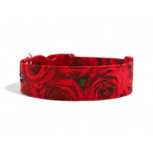 Load image into Gallery viewer, Red Roses Valentine's Day dog collar
