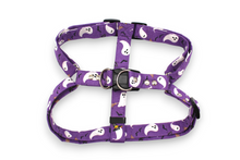 Load image into Gallery viewer, Witchy ghosts purple Halloween dog collar