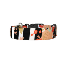 Load image into Gallery viewer, Black and white striped floral dog collar - The Tiffany

