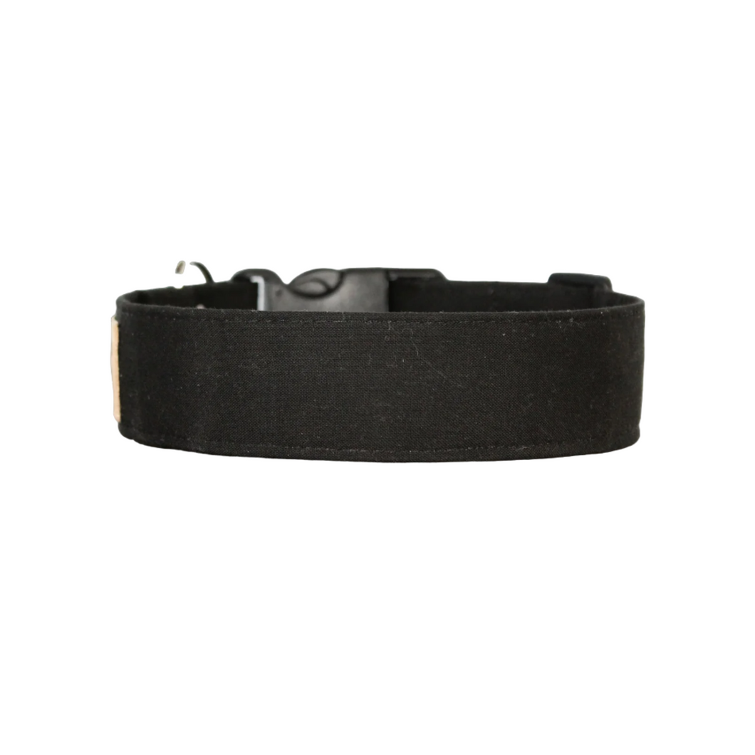The Classic in Black - Solid black dog collar